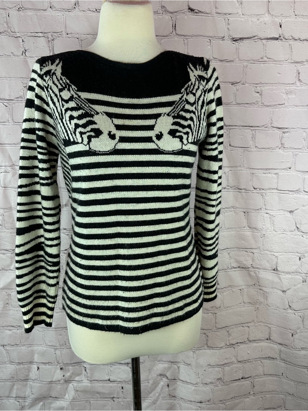 Parkhurst zebra Striped Crewneck Sweater women S winter graphic bold statement